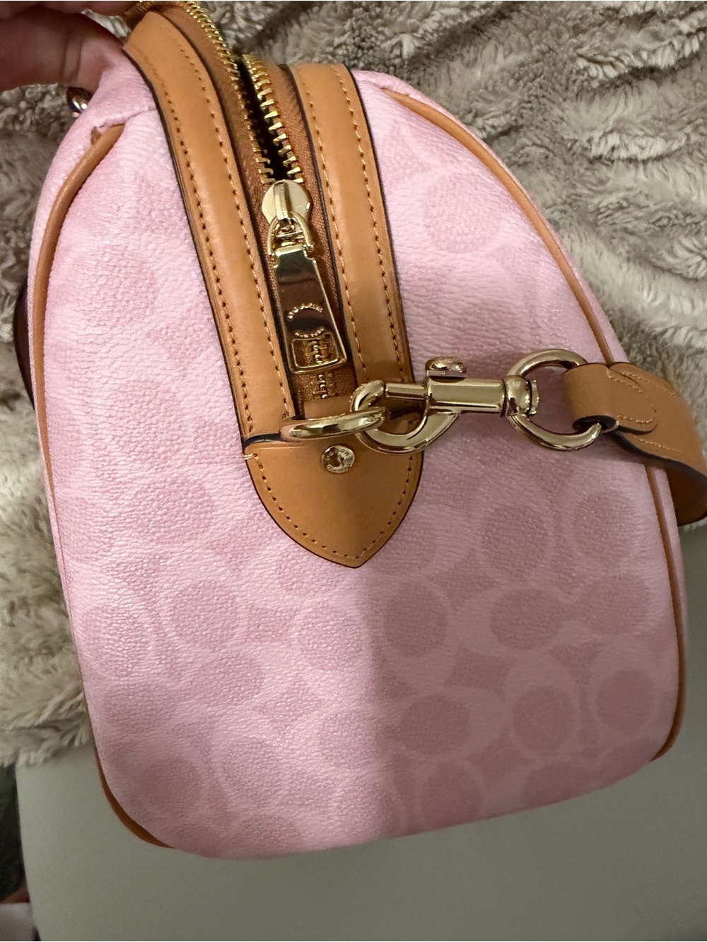 Coach Powder Pink Large Rowan with Tan Trim and Flower Charm EUC - Picture 4 of 7